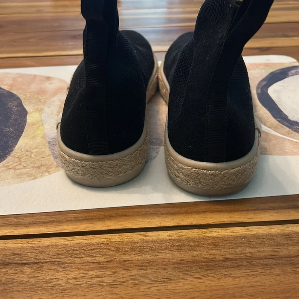 Nalho Knit Black Ankle Bootie - Picture 3 of 8